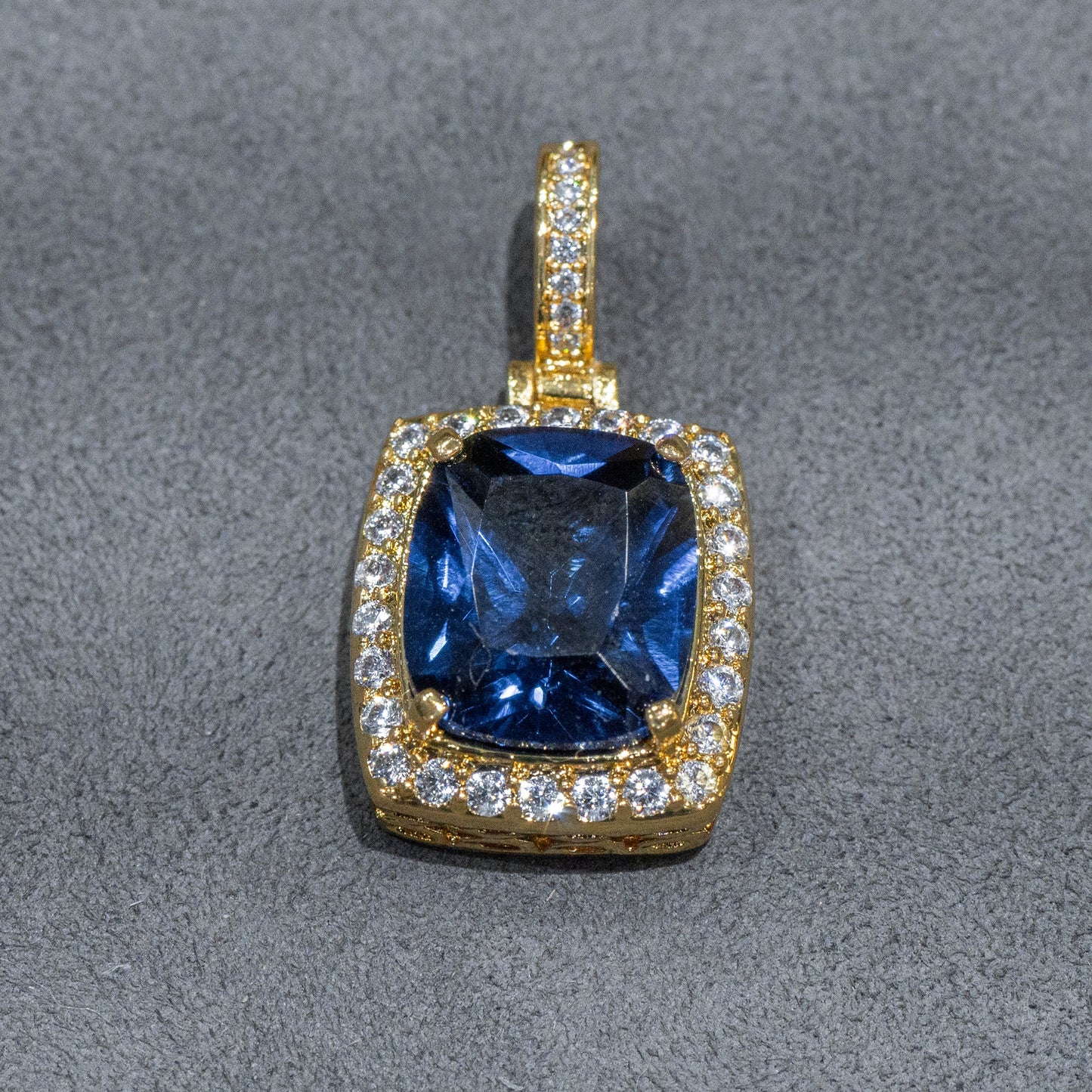 Mens Jewelry - Gold Iced Out VVS Sapphire Necklace | Appx. 12.5 Grams