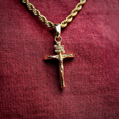 Crucifix Cross Pendant in Yellow Gold