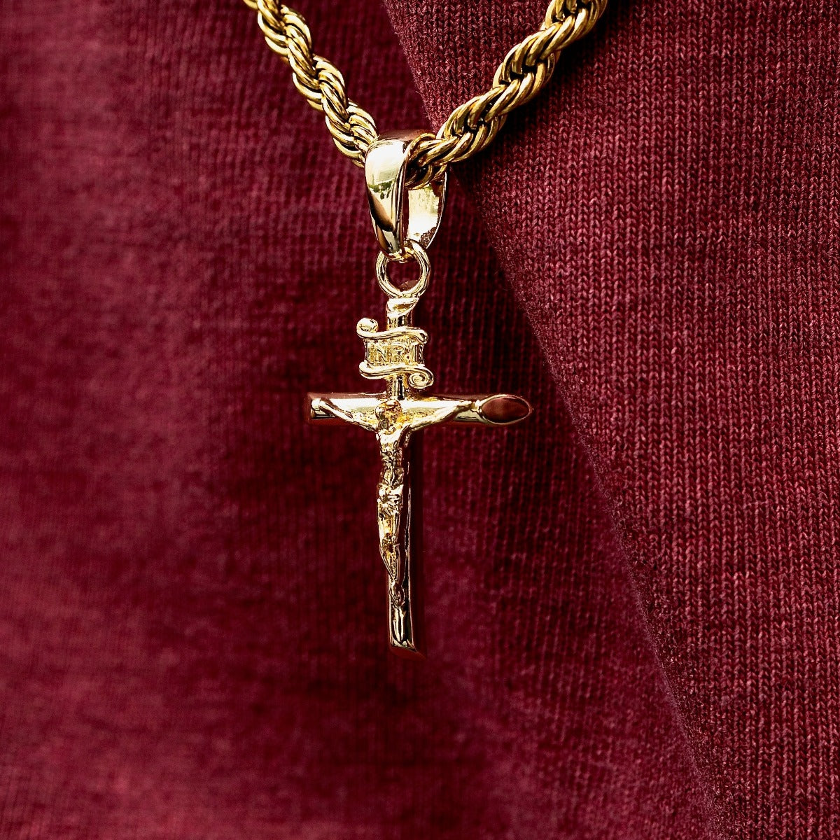 Crucifix Cross Pendant in Yellow Gold