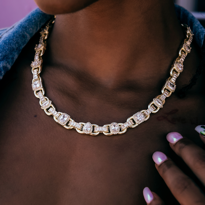 Diamond Cluster Mariner Necklace in Yellow Gold