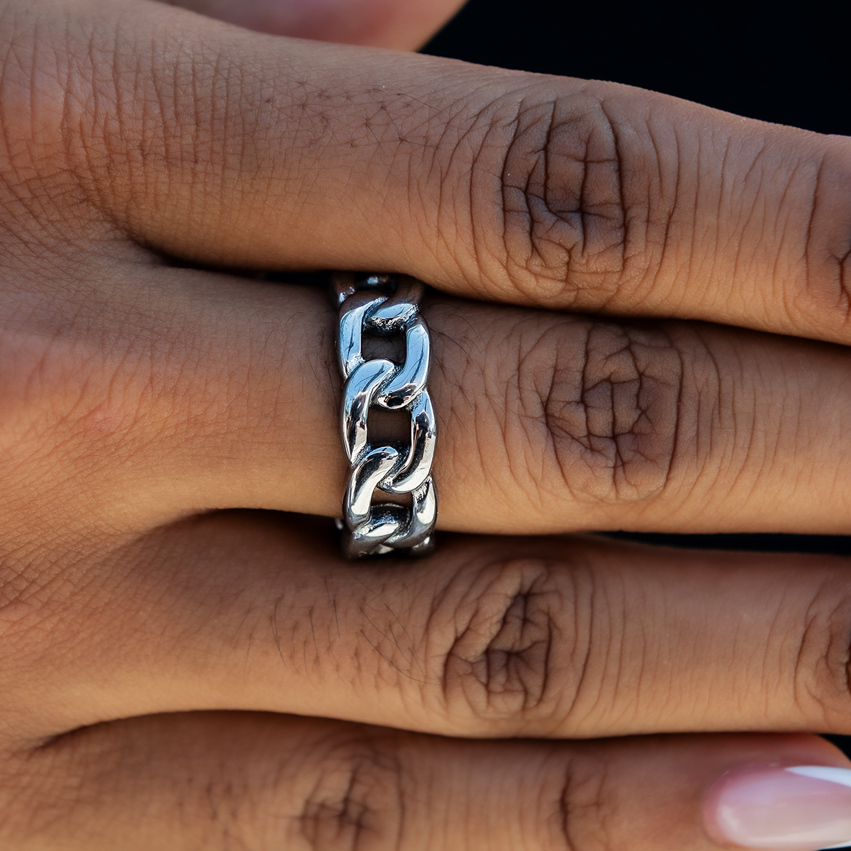 Cuban Band Ring in Matte Black - 7mm