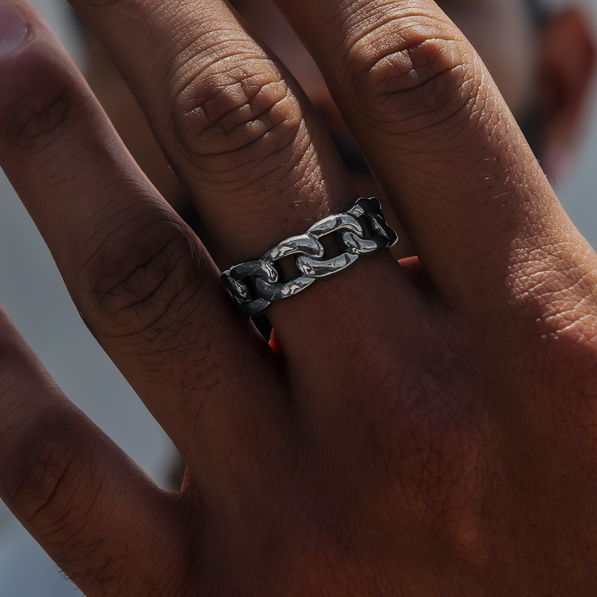 Cuban Band Ring in Matte Black - 7mm