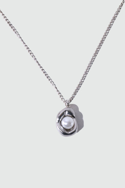 Stainless Steel Pearl Shell Necklace