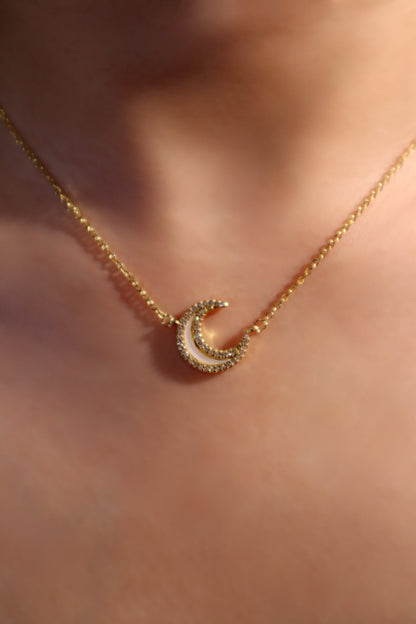 18K Real Gold Plated Diamond Shell Moon Necklace