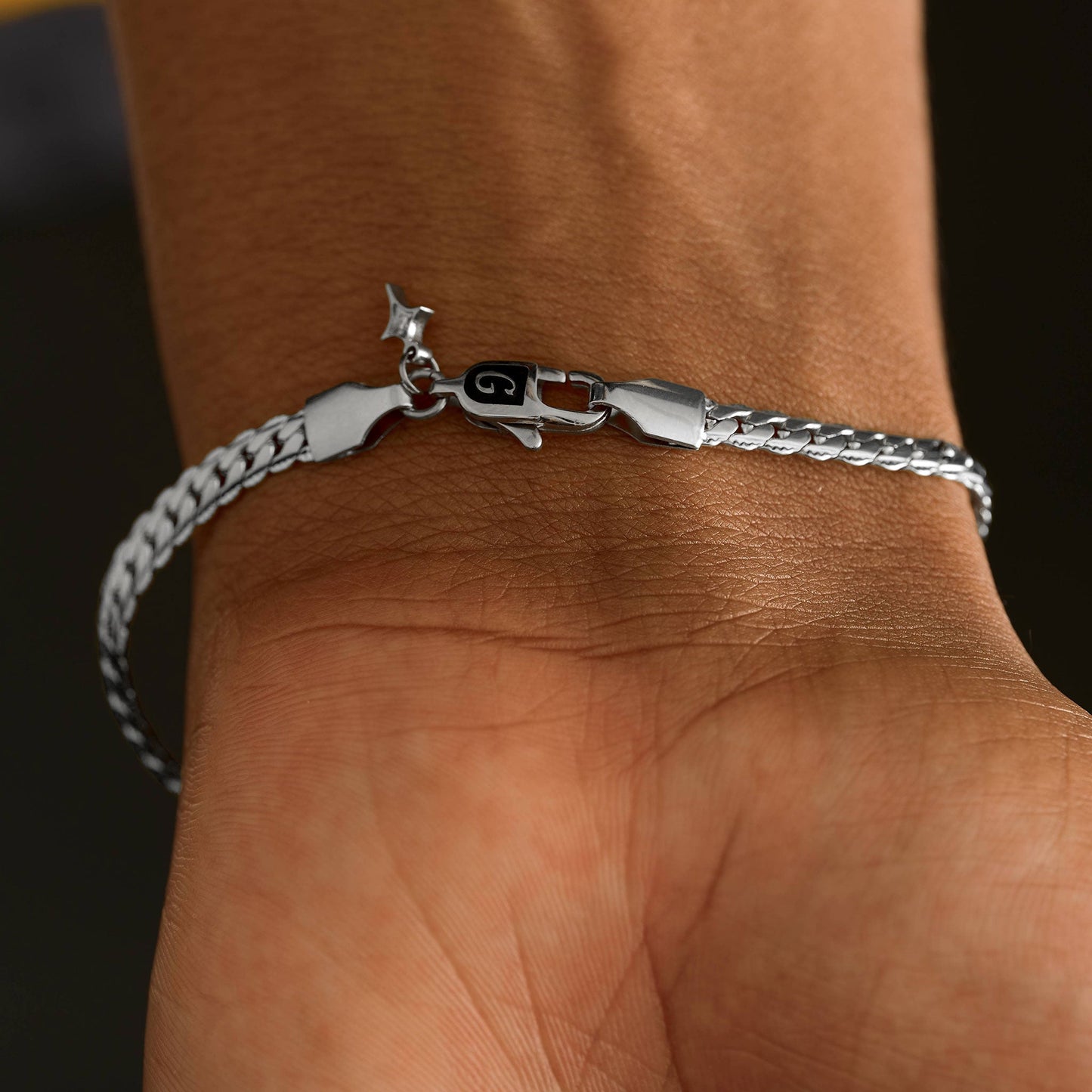Curb Chain Bracelet in White Gold - 4mm