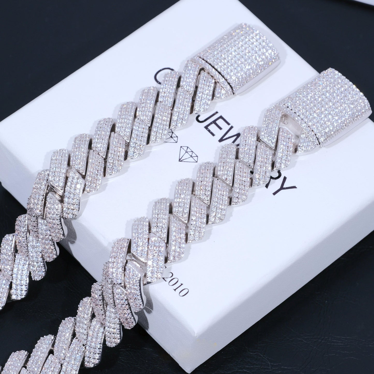 19mm Diamond Prong Cuban Bracelet in White Gold