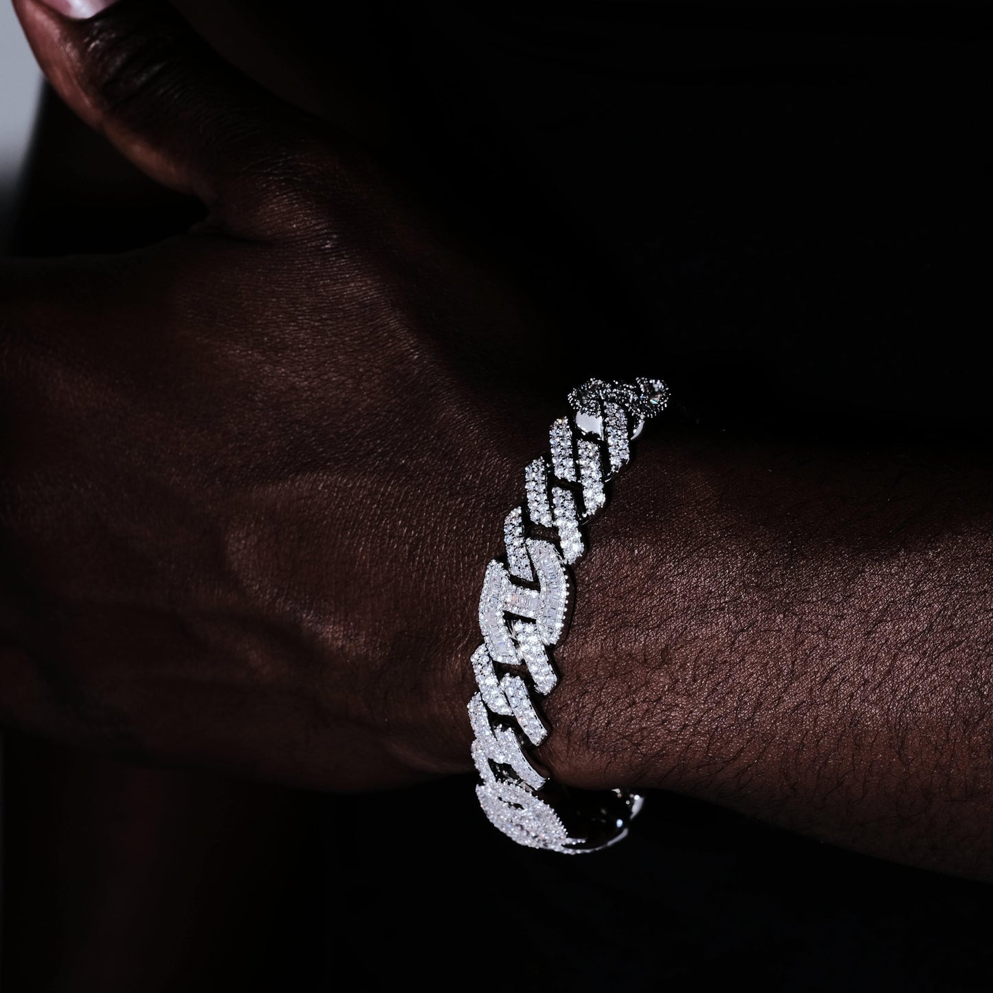 12mm Prong Baguette Curb Bracelet White Gold
