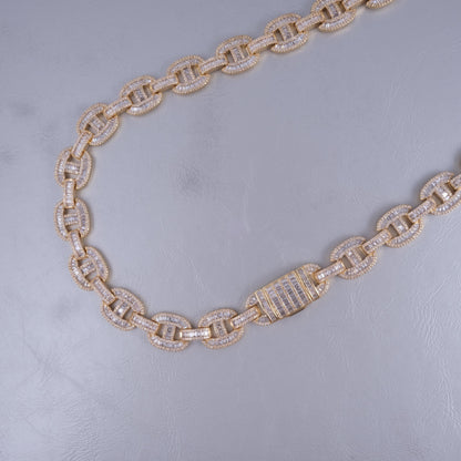 15mm Baguette Mariner Chain 18k Gold