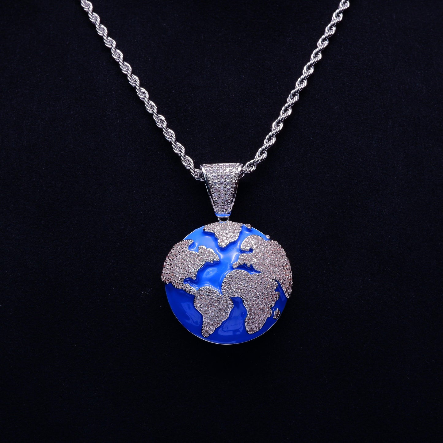 2020 18K Gold-Plated Earth Pendant