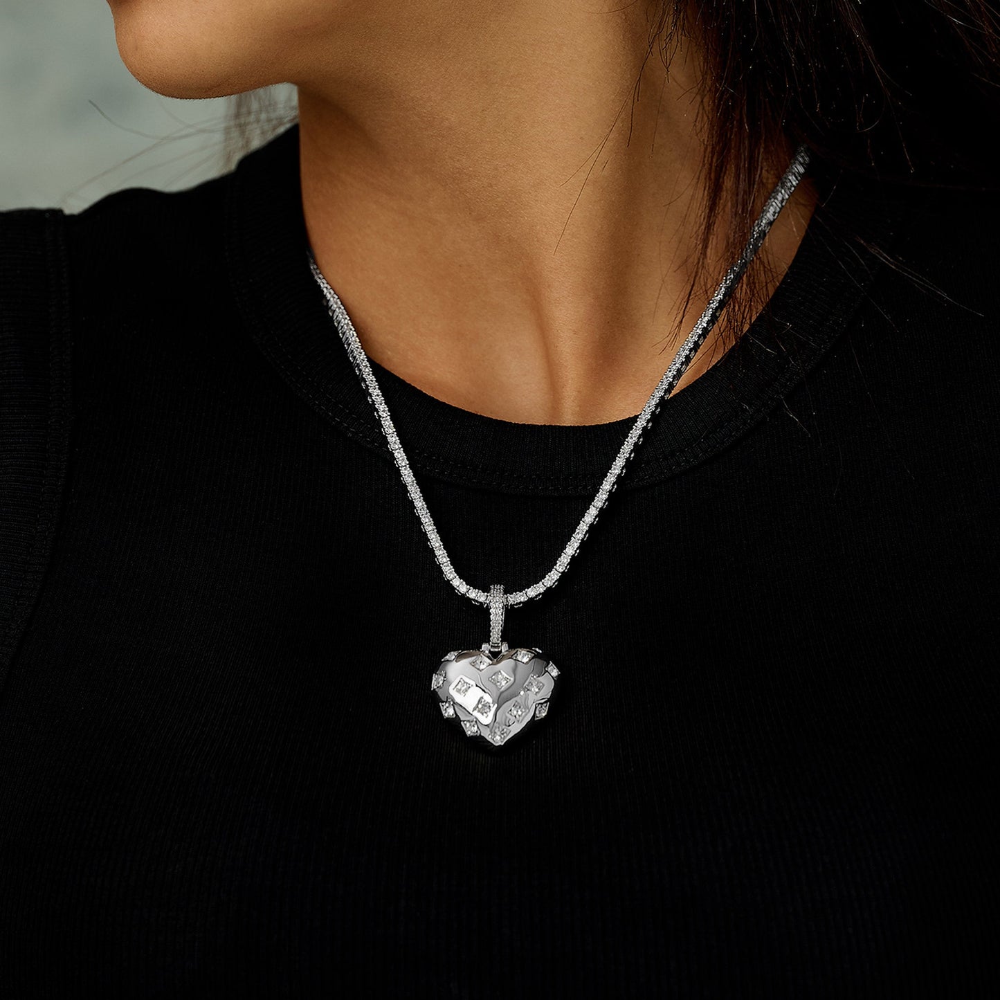 Diamond GLD Star Heart Pendant in White Gold
