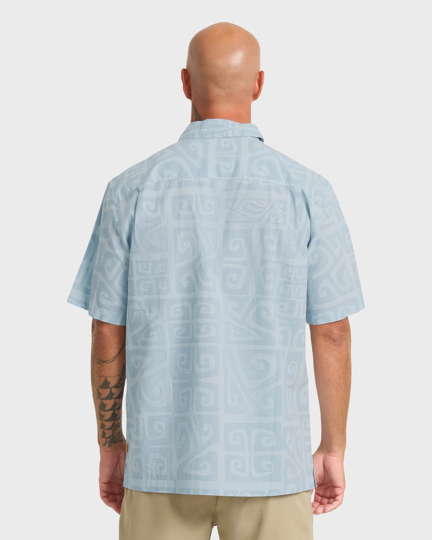 Waterman Tiki Beach Short Sleeve Shirt - Skyway