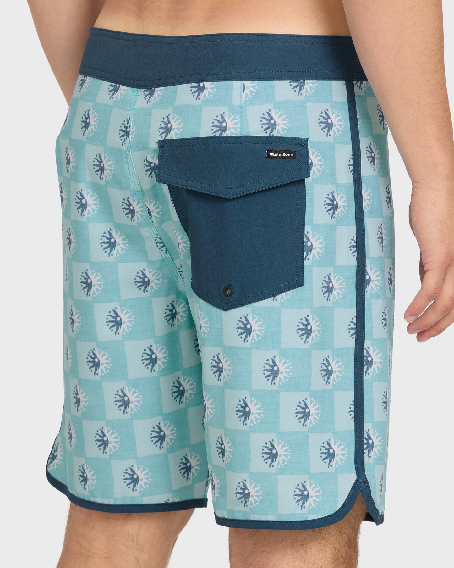 Sun Dial 19" Boardshorts - Aqua