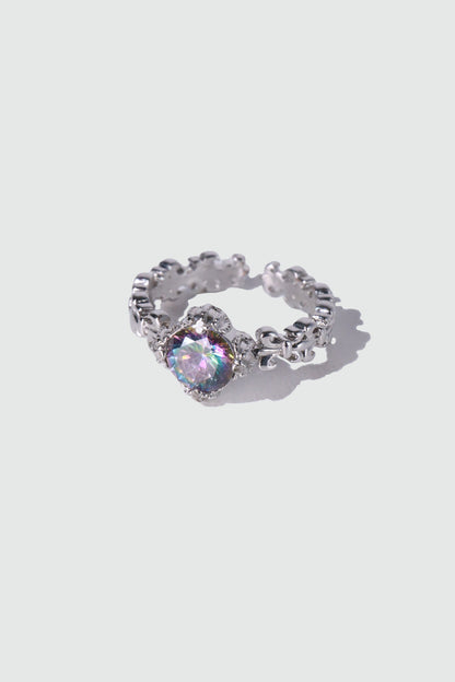 Black Gem Iris Ring