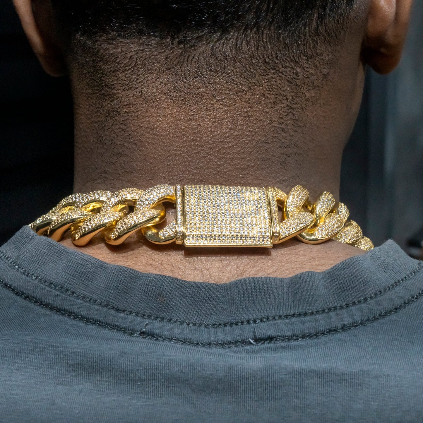 Gold Jewelry -  Mens Big Gold Iced Out VVS Chain Miami Cuban Link 25MM